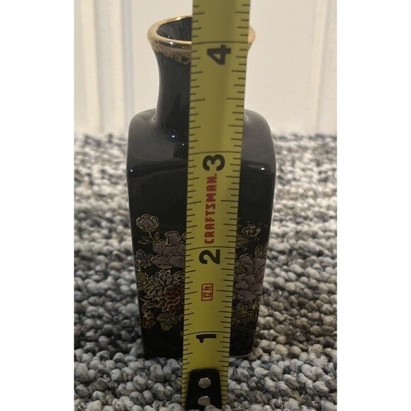 Set of 2 VTG Asian Black with Floral with Gold Trim Mini Vases Bud Vase Japan - Picture 11 of 14